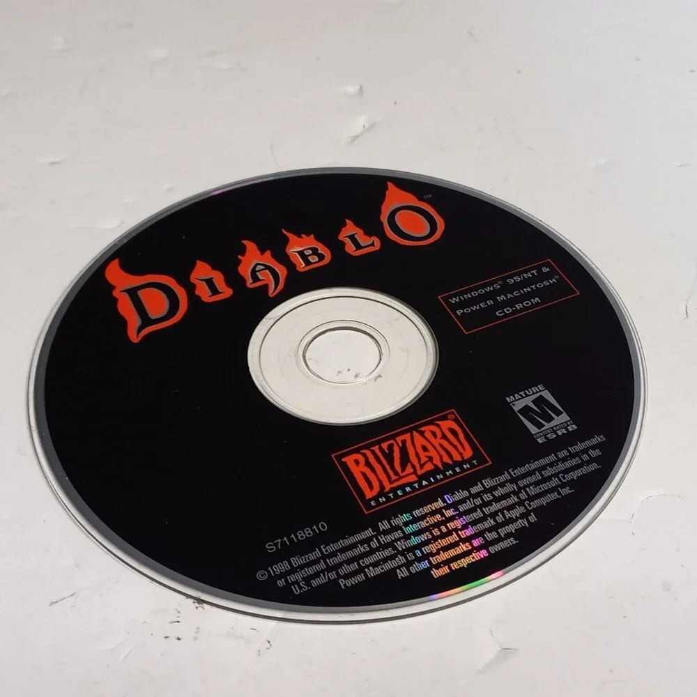 Diablo PC CD ROM Game Windows 95 Blizzard Entertainment Rated Mature 1996